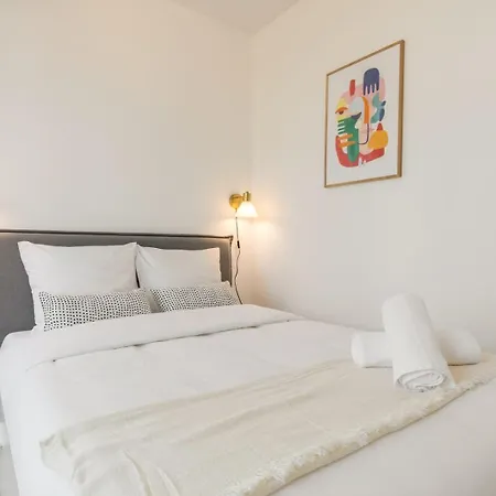 Charming Through-apartment Renovated And Equipped! Marcq-en-Baroeul